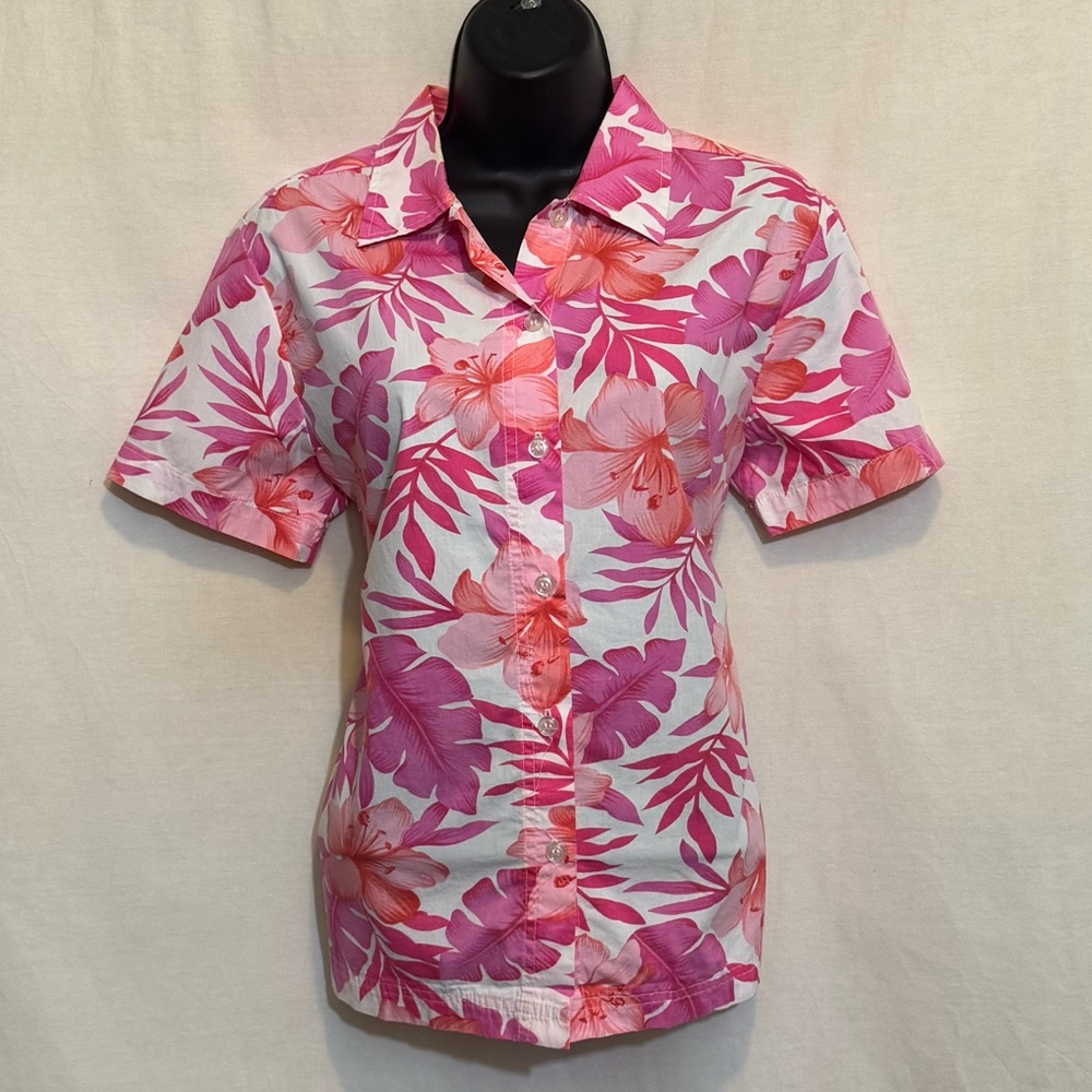 D-64 Victoria Jones White & Pink Floral Short Sleeve Button Down‎ Blouse Size S